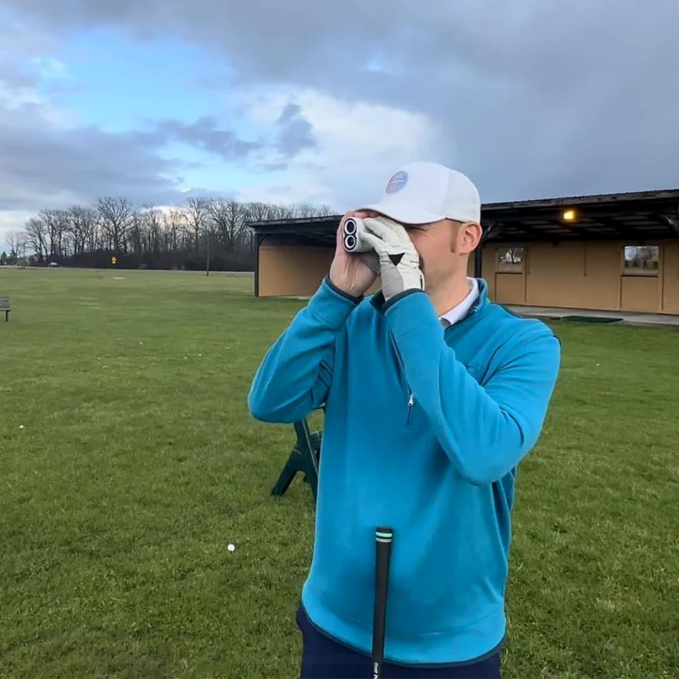N1 Magnetic Golf & Disc Golf Rangefinder — detail view 4